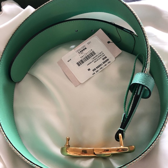 Authentic Gucci Belt - Picture 3 of 11